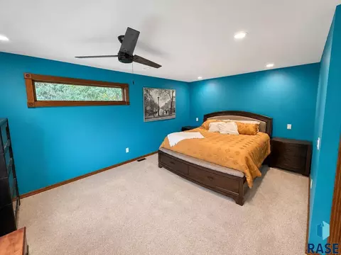 Bedroom - 48190 265th St, Brandon, SD 57005 photo 1 of 9