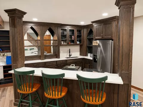 Kitchen - 48190 265th St, Brandon, SD 57005 photo 5 of 6