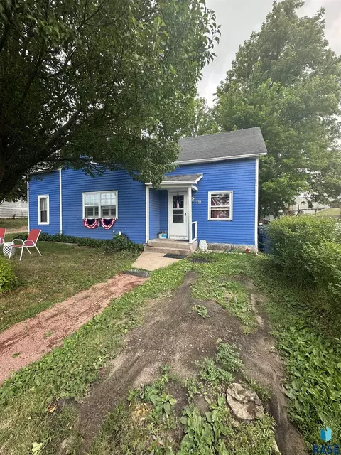 231 Lovely Ave, Baltic, SD 57003 photo 1