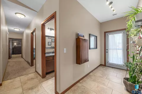 Entry Way - 1006 Tanner Ct, Tea, SD 57064 photo 2 of 3
