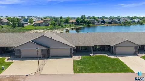 Other - 1006 Tanner Ct, Tea, SD 57064 photo 2 of 11