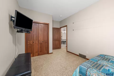 Bedroom - 1006 Tanner Ct, Tea, SD 57064 photo 3 of 4