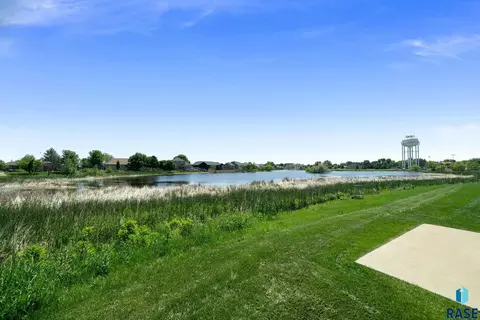 View/Area - 1006 Tanner Ct, Tea, SD 57064 photo 1 of 3