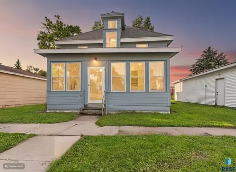 116 W Smith St, Oldham, SD 57051