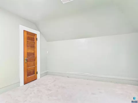 Bedroom - 116 W Smith St, Oldham, SD 57051 photo 5 of 9