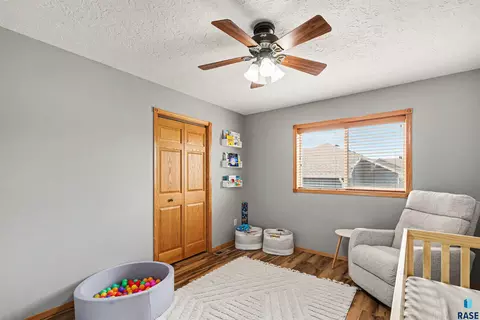 Bedroom - 1125 N Main Ave, Tea, SD 57064 photo 4 of 8