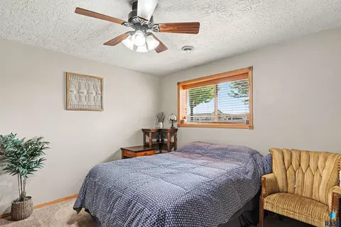 Bedroom - 1125 N Main Ave, Tea, SD 57064 photo 5 of 8