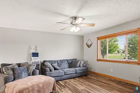 Other - 1125 N Main Ave, Tea, SD 57064 photo 3 of 8