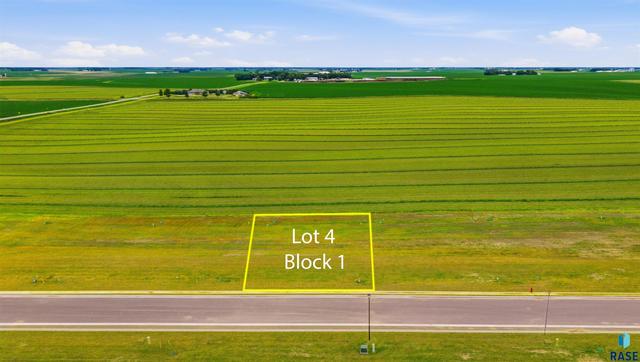 1411 Castle St, Larchwood, IA 51241