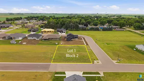 1404 Castle St, Larchwood, IA 51241