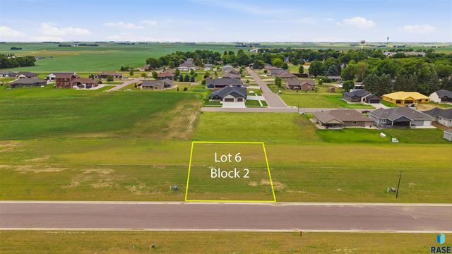 1502 Castle St, Larchwood, IA 51241