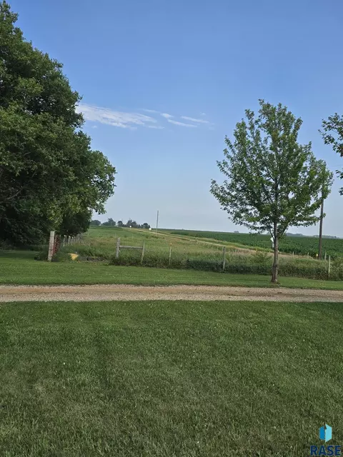 Exterior - 46336 287th St, Centerville, SD 57014 photo 4 of 7