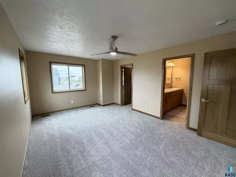 Bedroom - 5113 E 67th St, Sioux Falls, SD 57108 photo 3 of 3