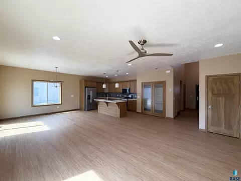 Living - 5113 E 67th St, Sioux Falls, SD 57108 photo 1 of 3