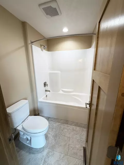 Bath - 5113 E 67th St, Sioux Falls, SD 57108 photo 1 of 5
