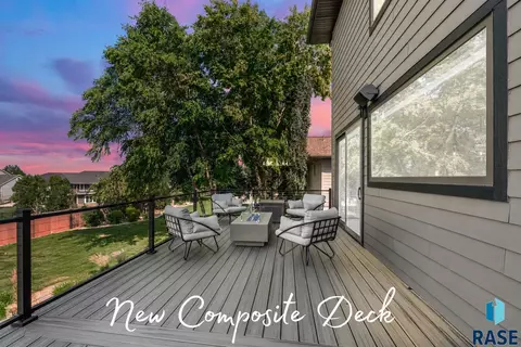 Exterior - S Ridgestone Dr, Sioux Falls, SD 57108 photo 2 of 6
