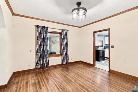 39390 227th St, Woonsocket, SD 57385 photo 8