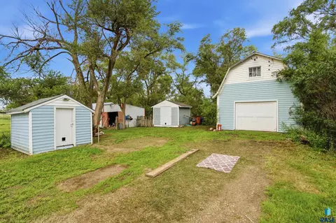 39390 227th St, Woonsocket, SD 57385 photo 33