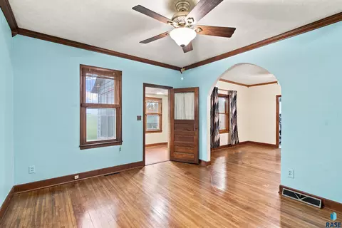 39390 227th St, Woonsocket, SD 57385 photo 6