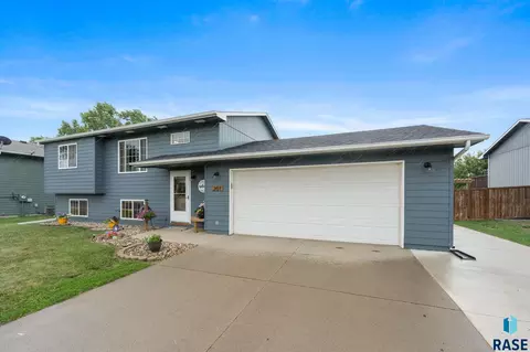 201 N Chris St, Worthing, SD 57077 photo 3