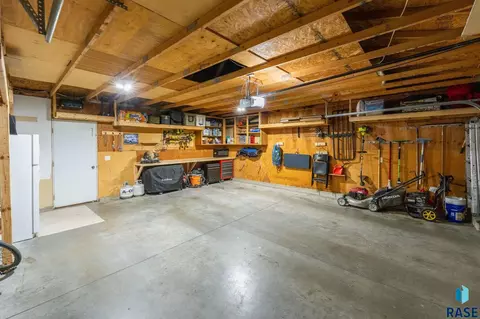 201 N Chris St, Worthing, SD 57077 photo 38