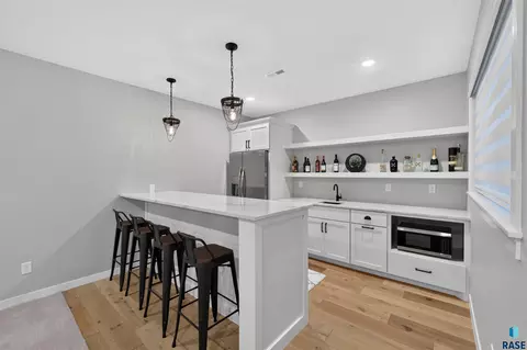 Kitchen - E 77th St, Sioux Falls, SD 57108 photo 7 of 7