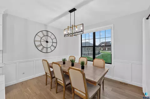 Dining - E 77th St, Sioux Falls, SD 57108 photo 1 of 3