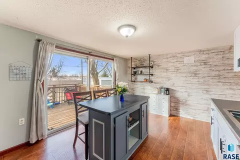 3917 E Claudette Dr, Sioux Falls, SD 57103 photo 6