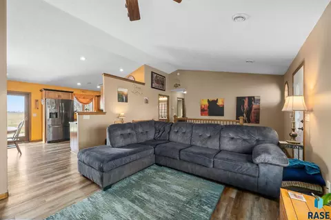 45139 Hawk Dr, Montrose, SD 57048 photo 20