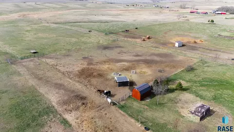 45139 Hawk Dr, Montrose, SD 57048 photo 38