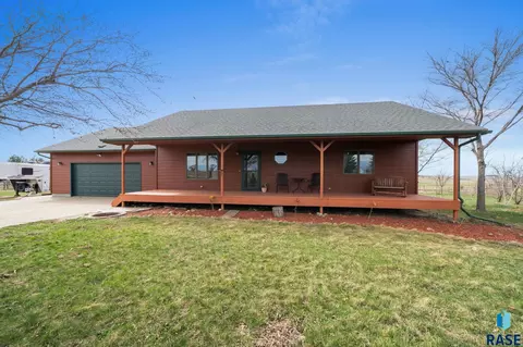 45139 Hawk Dr, Montrose, SD 57048 photo 16