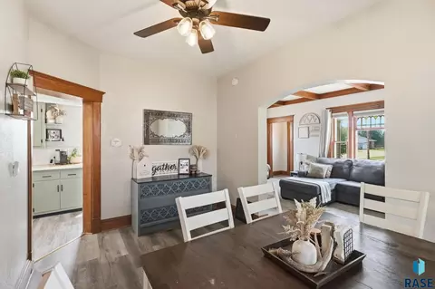 718 E 4th St, Dell Rapids, SD 57022 photo 9