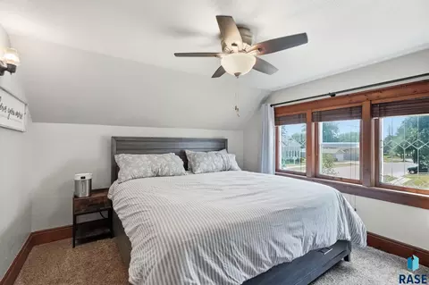 718 E 4th St, Dell Rapids, SD 57022 photo 17