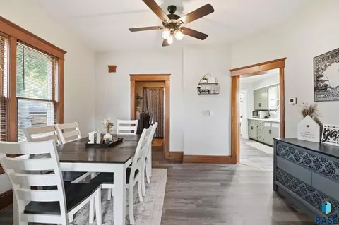 718 E 4th St, Dell Rapids, SD 57022 photo 6