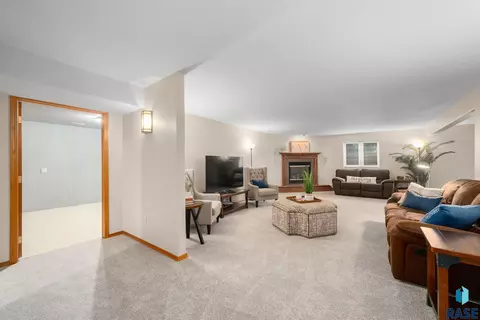 Living - 27210 Lovely Pl, Tea, SD 57064 photo 4 of 8