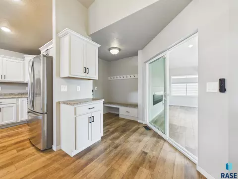 Entry Way - 905 Fanning St, Tea, SD 57064 photo 1 of 1
