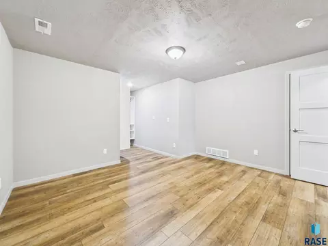 Other - 905 Fanning St, Tea, SD 57064 photo 4 of 11