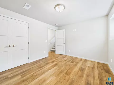 Bedroom - 905 Fanning St, Tea, SD 57064 photo 1 of 7