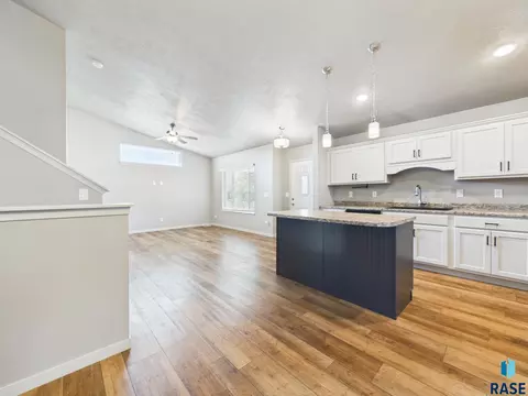 Other - 905 Fanning St, Tea, SD 57064 photo 2 of 11