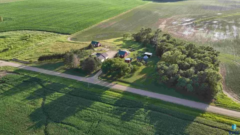 View/Area - 28793 457th Ave, Viborg, SD 57070 photo 5 of 5