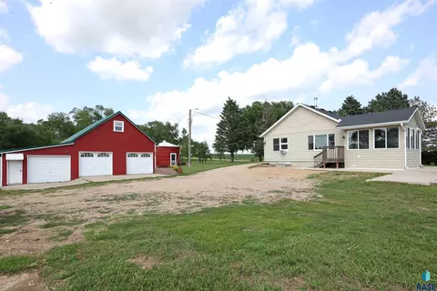 Other - 28793 457th Ave, Viborg, SD 57070 photo 4 of 13