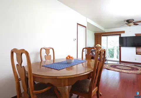 Dining - 28793 457th Ave, Viborg, SD 57070 photo 1 of 1