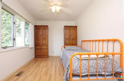 Bedroom - 28793 457th Ave, Viborg, SD 57070 photo 3 of 3