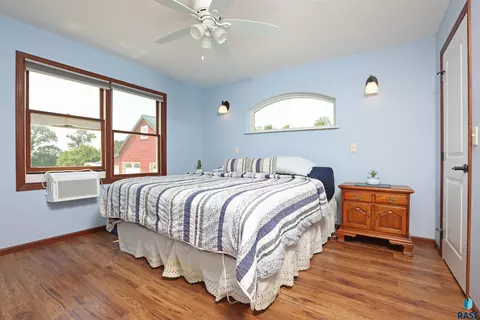 Bedroom - 28793 457th Ave, Viborg, SD 57070 photo 1 of 3