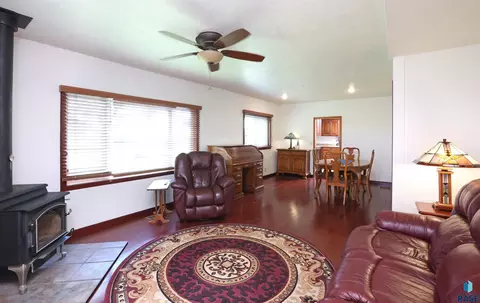 Living - 28793 457th Ave, Viborg, SD 57070 photo 3 of 5