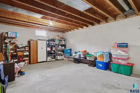 Other - 413 SE 8th St #4, Madison, SD 57042 photo 3 of 3