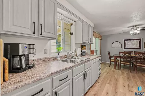 Kitchen - 208 E Short St, Beresford, SD 57004 photo 3 of 3