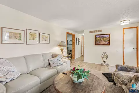 Living - 208 E Short St, Beresford, SD 57004 photo 2 of 2