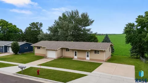 Other - 1008 4th St, Garretson, SD 57030 photo 9 of 11