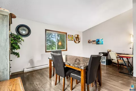 Dining - 1008 4th St, Garretson, SD 57030 photo 2 of 3